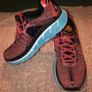 HOKA ONE ONE GAVIOTA WOMENS RUNNING SHOES